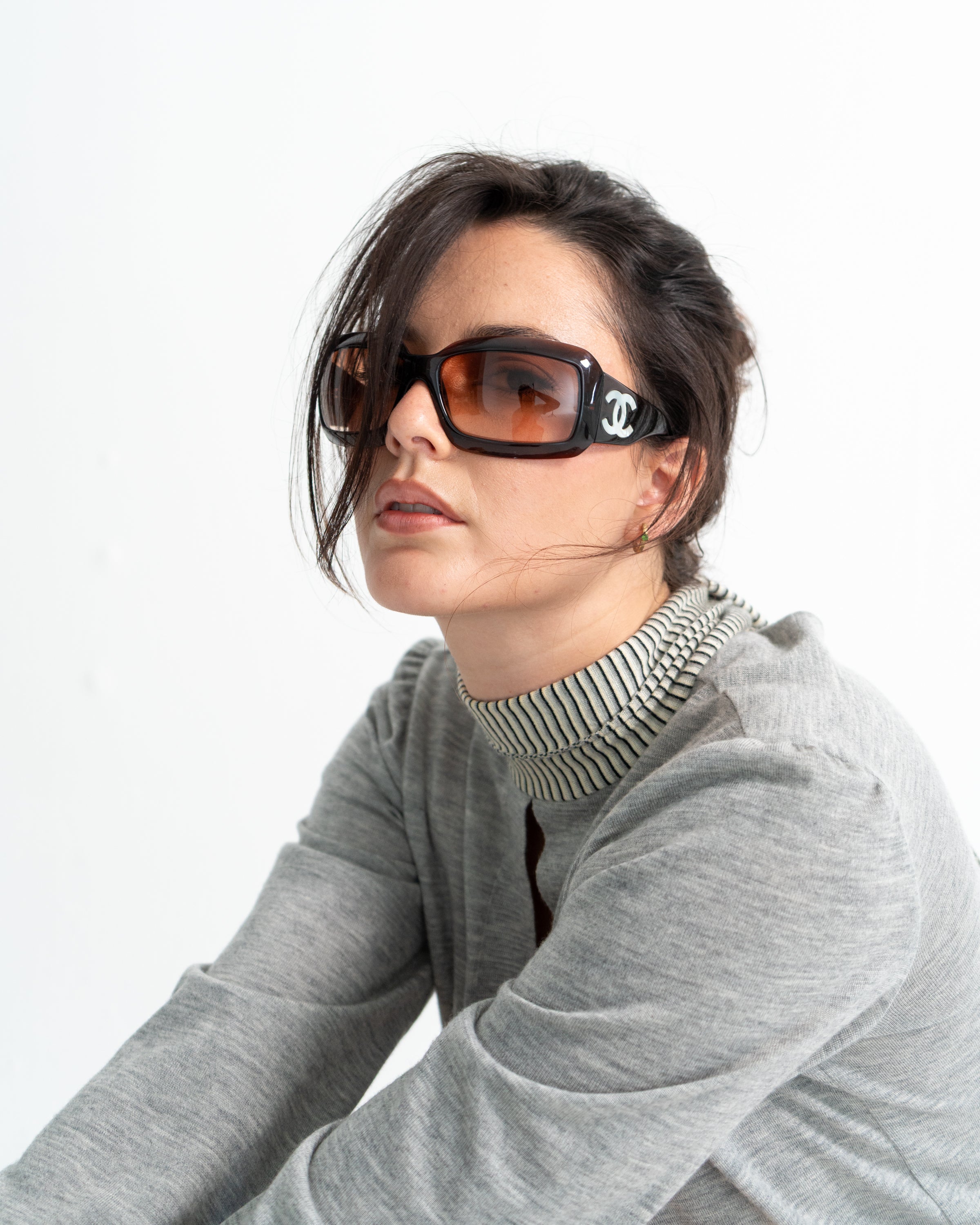 Chanel 2006 Cashmere Pullover Vintage From the Fall/Winter 2006 Collection